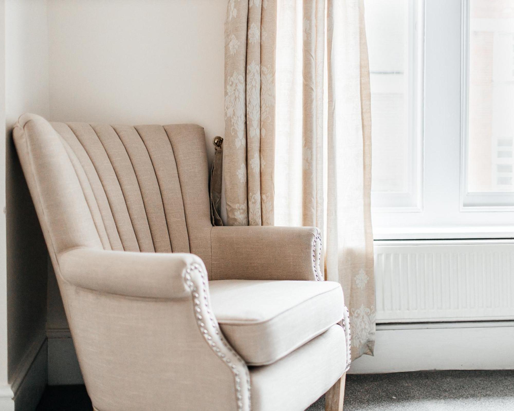 Apartamento Spacious Three Double Bedrooms, Two Living Room, Kitchen Entire Over Three Floors Steps From Castle, Station, Long Walk And Restaurants Royal Retreat Windsor